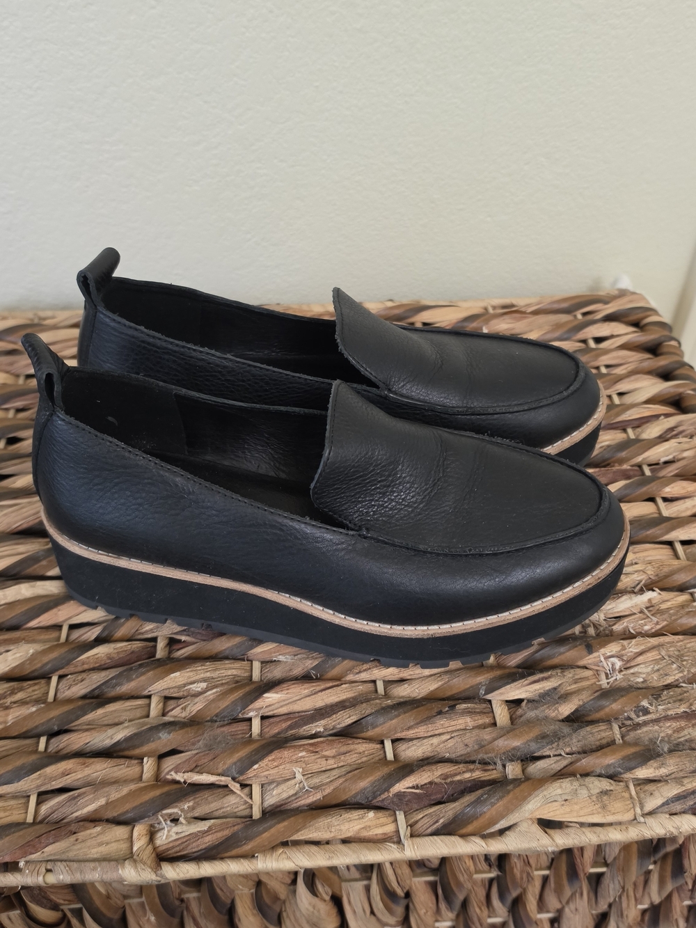 Eileen Fisher Ells Smooth Leather Loafer Wedge, 7.5 - Picture 10 of 11